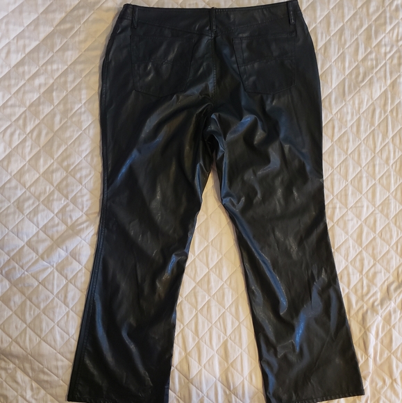 No Boundries Vegan Leather Pants 18W - Picture 2 of 10